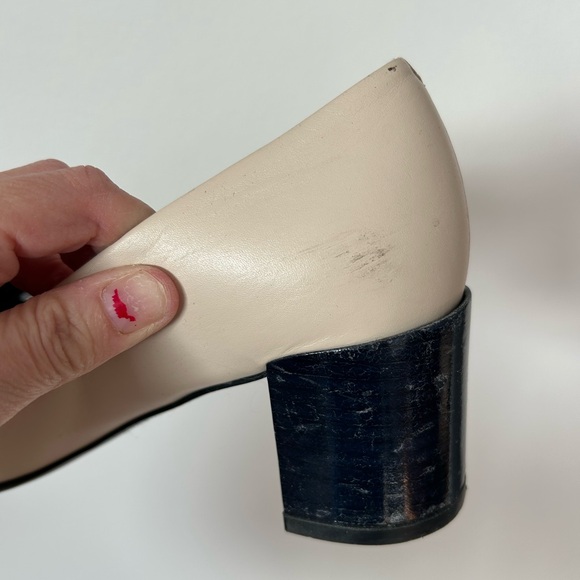 Tory Burch Beige Block Heel Shoes - Picture 4 of 9